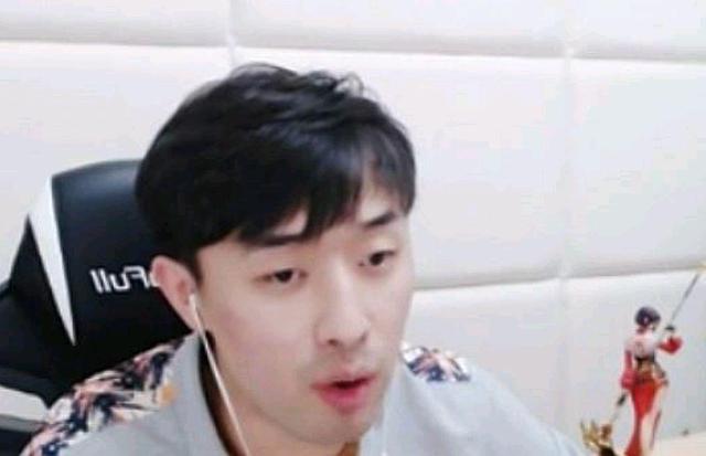 有职业套的DNF公益服发布网(带你了解DNF公益服发布网中的职业套装) 有职业套的DNF公益服发布网(带你了解DNF公益服发布网中的职业套装)